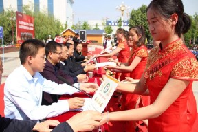 开云官方在线-华山杯篮球赛即将开战，球迷热情高涨()