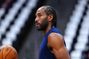 kaiyun sports-伦纳德因伤休赛季，快船队内线面临危机()