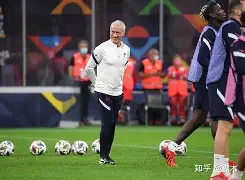 开云-欧洲足球巅峰对决场上风云变幻,对手剑拔弩张的是谁 第2张 开云-欧洲足球巅峰对决场上风云变幻,对手剑拔弩张的是谁 第2张