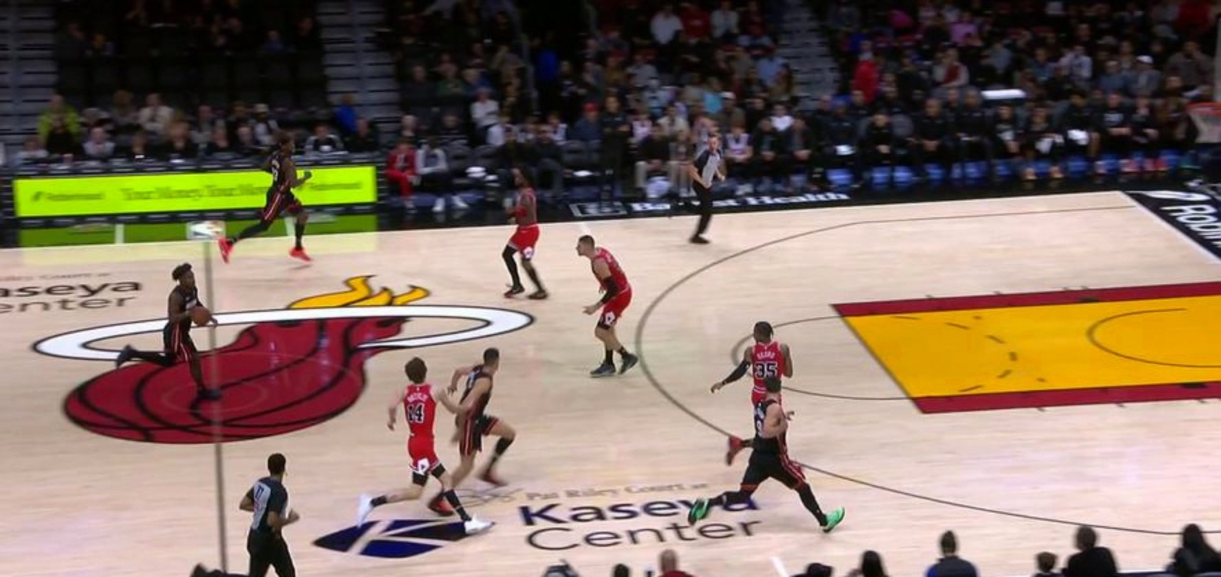 开云app-热火队主教练强调团队合作，提升球队整体实力()  第1张