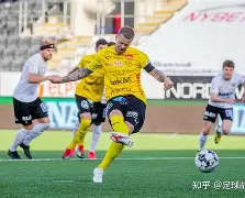 开云体育-德布顿VS诺连斯谷秦，谁会是赢家()  第1张