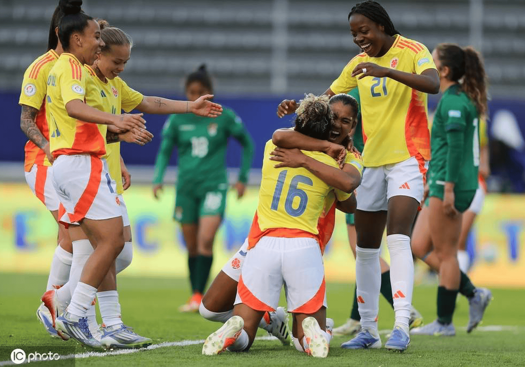 开云体育sports-加拿大女足惜败墨西哥错失晋级机会()  第2张