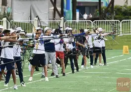 开云-曼城客场逆转多特蒙德，成功挺进半决赛！()  第1张