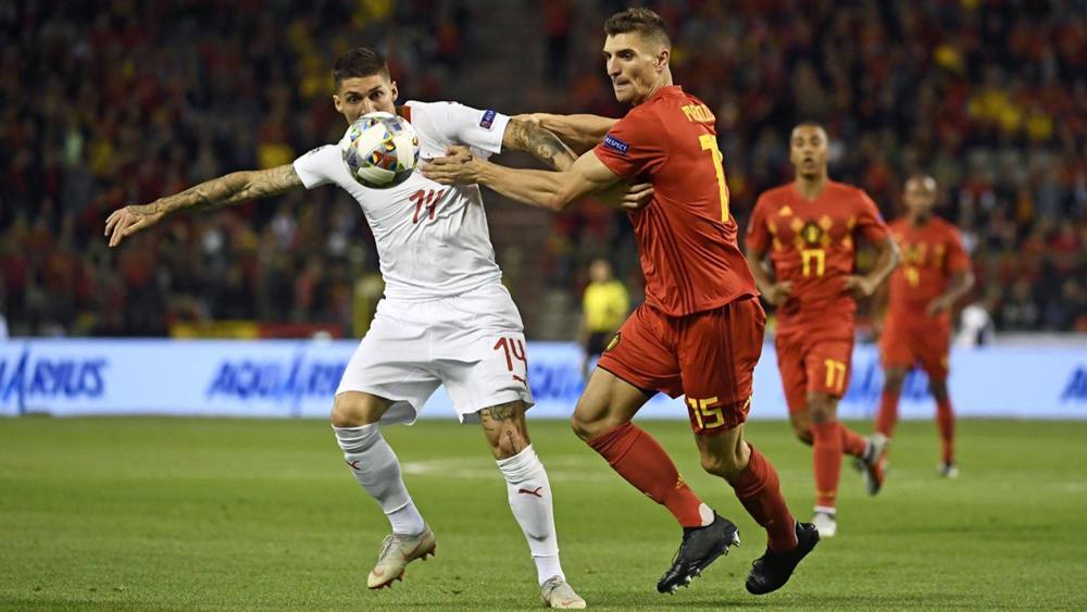 开云体育app-卡瓦尼入球帮助球队继续保持领先优势()  第1张