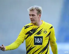 开云体育官网-多特蒙德在主场保持连胜，稳坐积分榜前列()  第1张