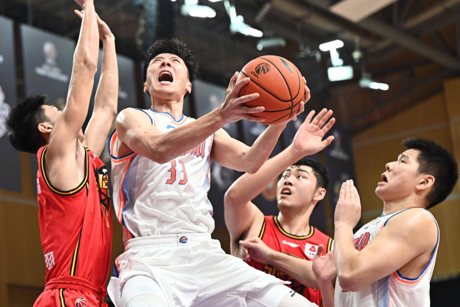 胜负在望:中国足球队步步为营,战胜对手() 第2张 胜负在望:中国足球队步步为营,战胜对手() 第2张