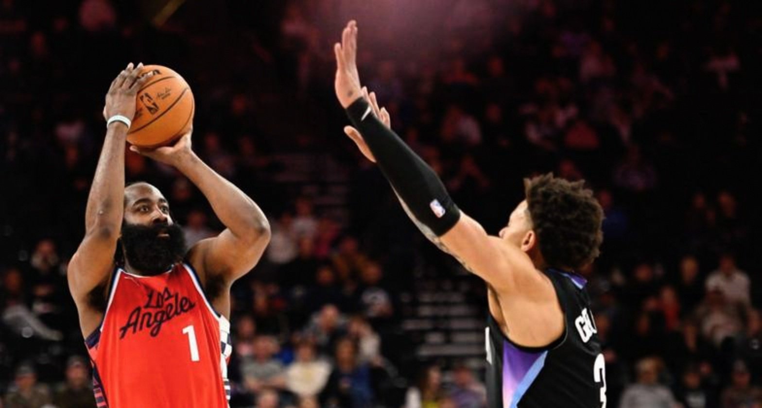 开云在线登陆入口-哈登超神巨星对抗首发引领火箭逆袭尼克斯()  第1张