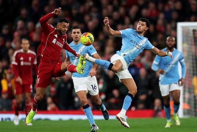 开云体育娱乐app-瓦伦西亚客场大胜TSG霍芬海姆，取得惊险胜利(塞瓦斯托波战役完整版)  第2张