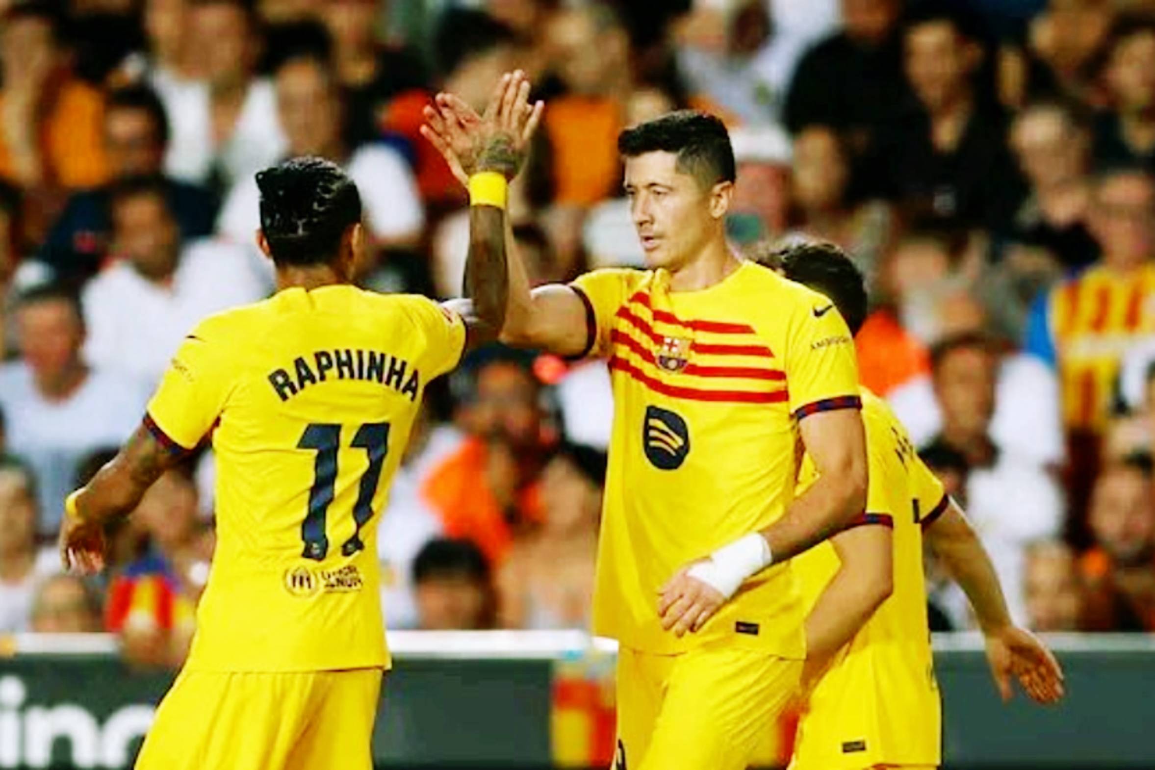 开云中国-瓦伦西亚客场扳平，巴萨陷入苦战(巴萨71瓦伦西亚比赛集锦)  第2张