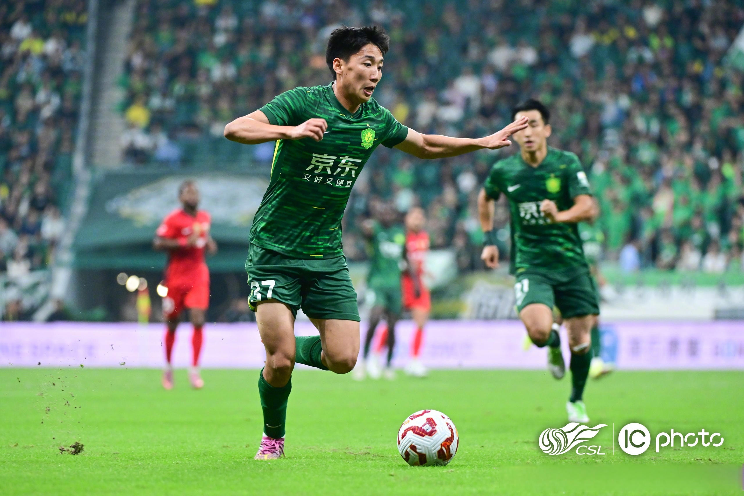 开云体育入口-上海队实力明显增强，全队崭露头角()  第2张