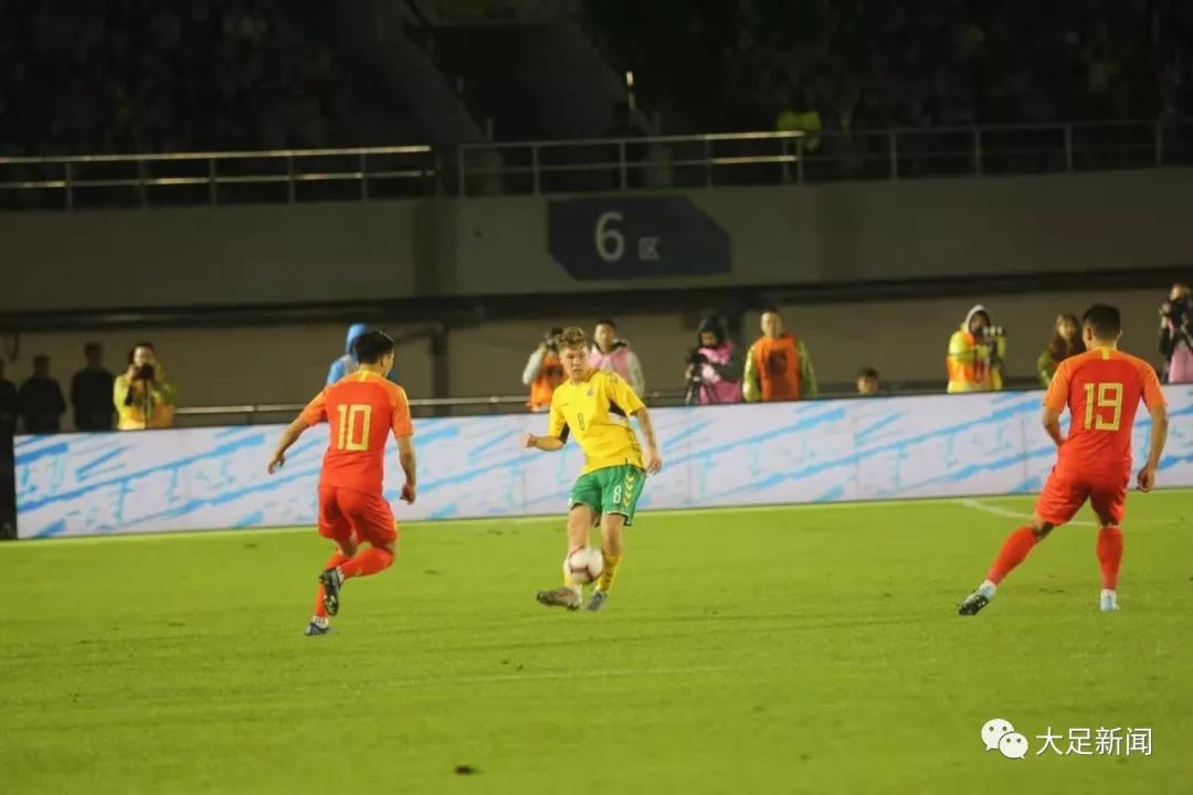 开云体育下载-澳大利亚击败力克立陶宛晋级半决赛()  第2张