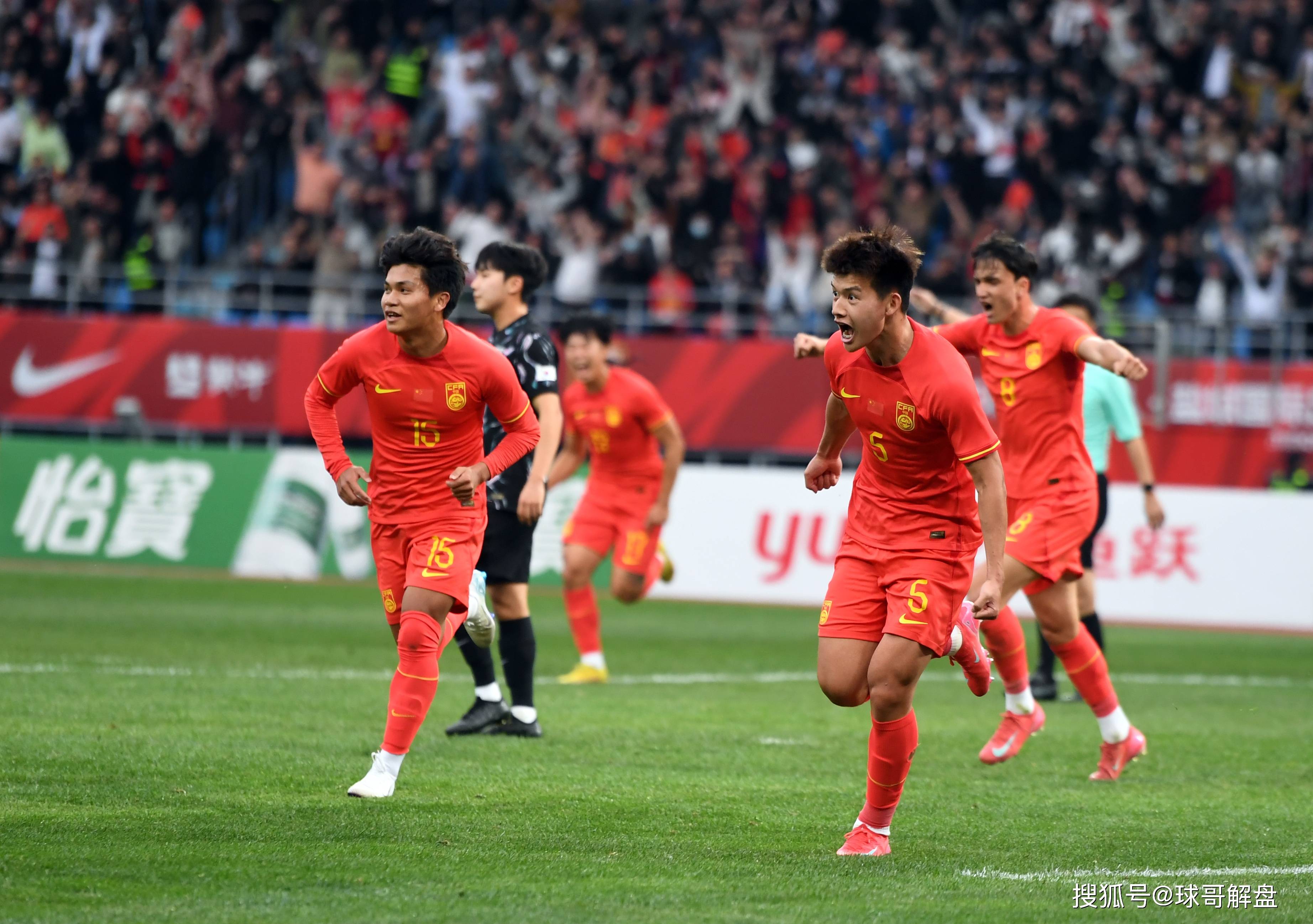 国足连战连胜，跻身世界强队之列(国足两连胜新闻)  第1张